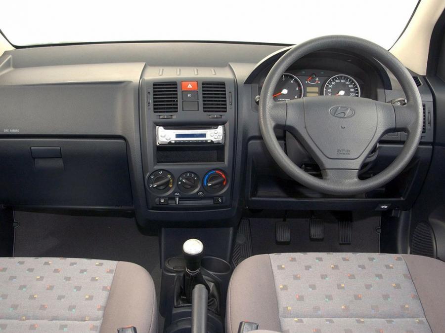  Hyundai Getz 5-Door 2003 года  (ZA) (фото 10 из 16)